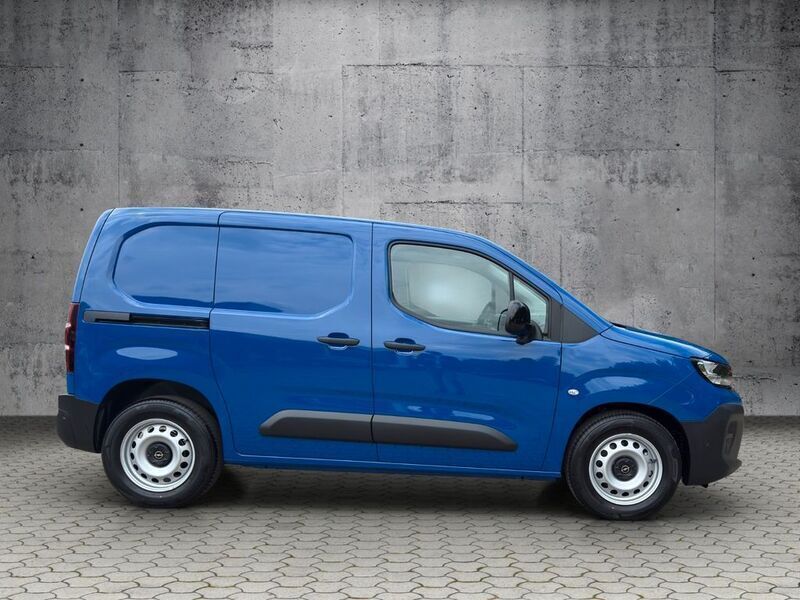 Gebraucht Opel Combo-e Life 100 kW (136 PS) 2025 Blau Limousine
