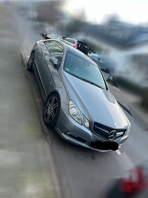 Second-hand Mercedes E350 292 CP (214 kW) 2008 Gri Coupe