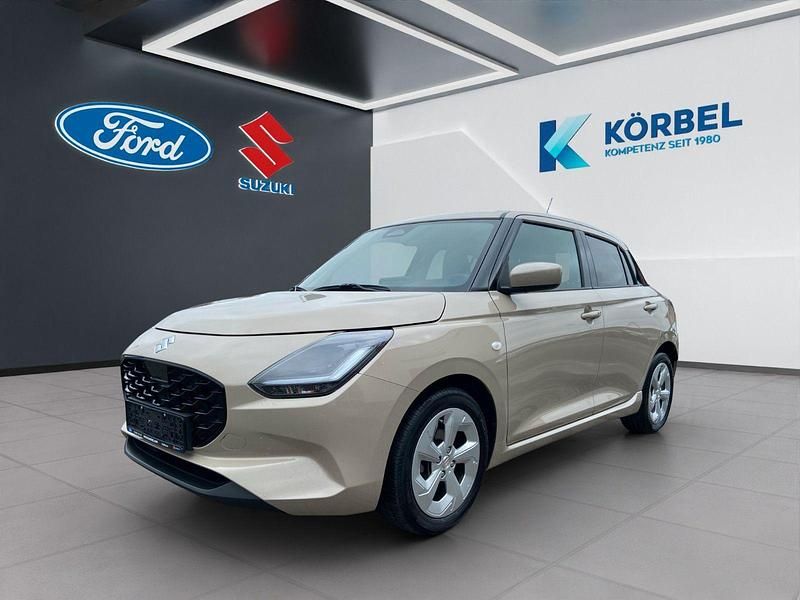 Beige Gebraucht 2024 Suzuki Swift Comfort Kleinwagen | 16.590 € (Etwas zu teuer) - Bild 1/4