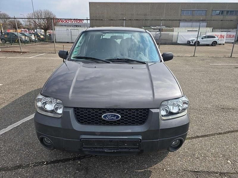 Gebraucht Ford Maverick 150 PS (110 kW) 2005 Grau SUV