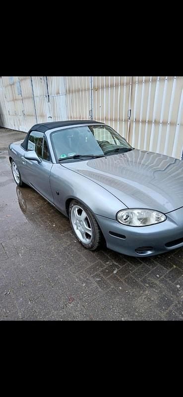 Usata Mazda MX5 110 CV (80 kW) 2002 Argento Cabrio