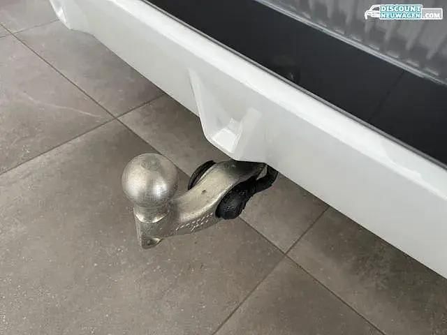 Mineral white Gebraucht 2024 BMW X6 M Sport SUV | 91.690 € (Superpreis) - Bild 1/1