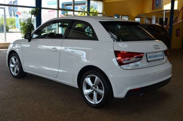 Gebraucht Audi A1 Design 90 PS (66 kW) 2017 Weiß Kleinwagen