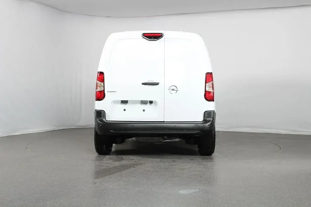 Neu Opel Combo 102 PS (75 kW) 2025 Kaolinweiß Van / Kleinbus