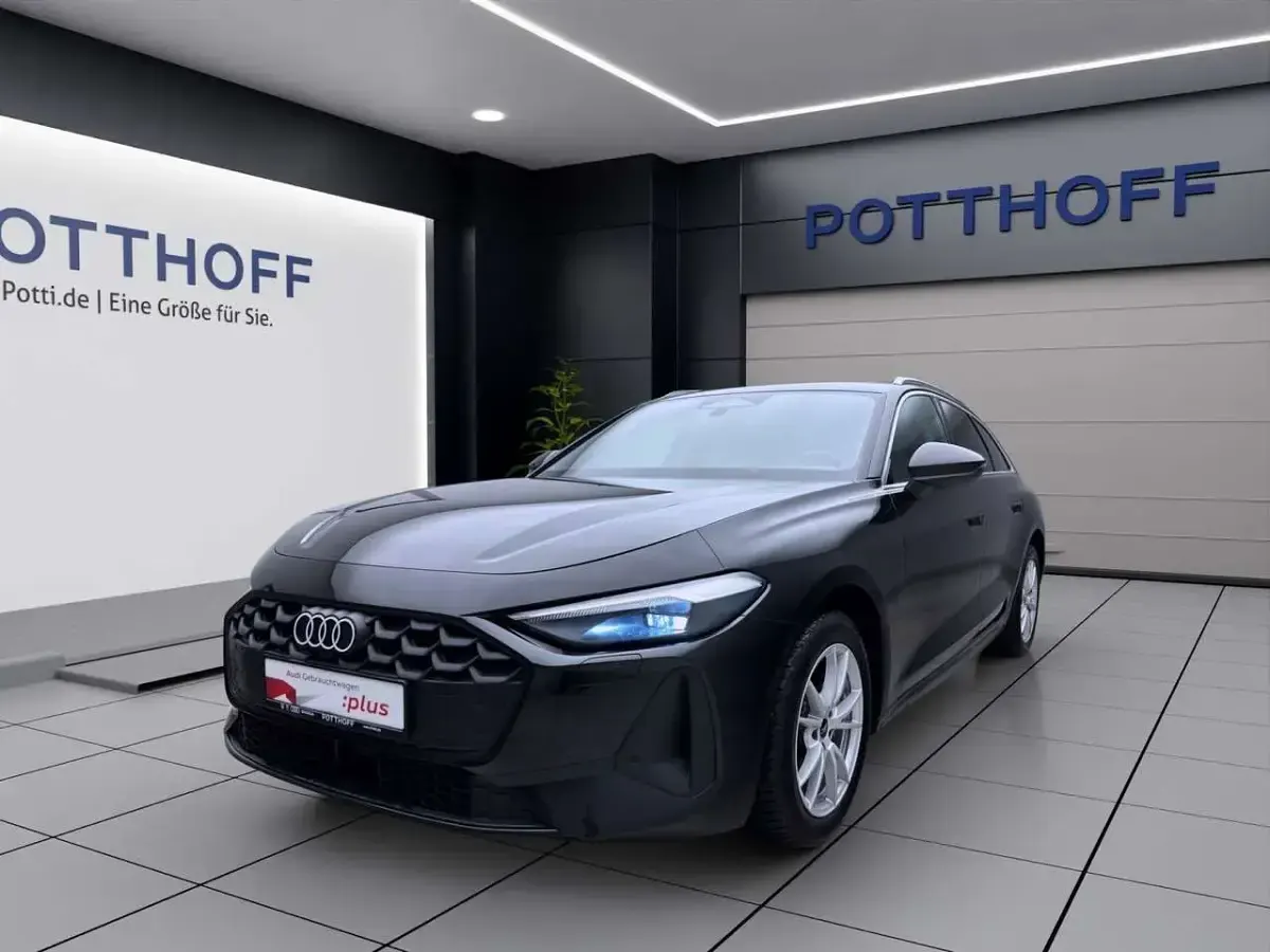 Gebraucht Audi A5 Sport 204 PS (150 kW) 2025 Schwarz Kombi