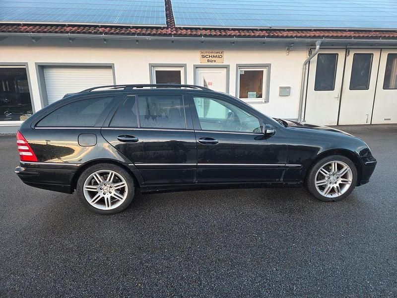 Gebraucht Mercedes C200 Elegance 163 PS (119 kW) 2006 Schwarz Kombi