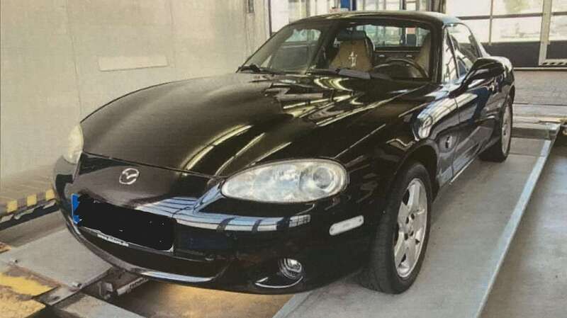 Schwarz Gebraucht 2004 Mazda MX5 Cabrio | 5.500 € (Fairer Preis) - Bild 1/4