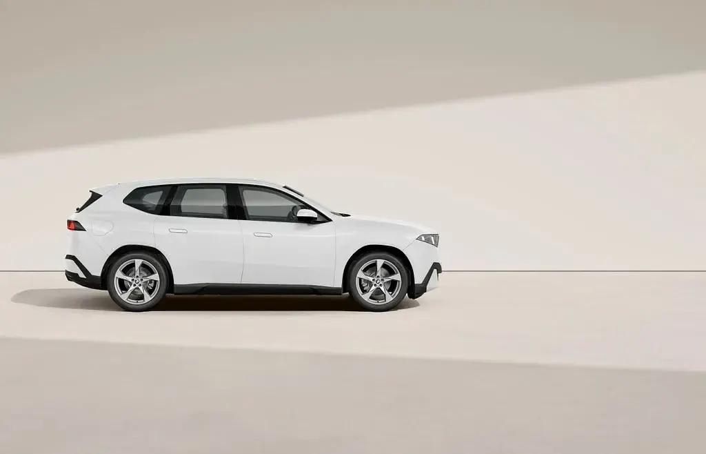 Neu BMW iX3 Exclusive 235 kW (320 PS) 2026 Weiß SUV