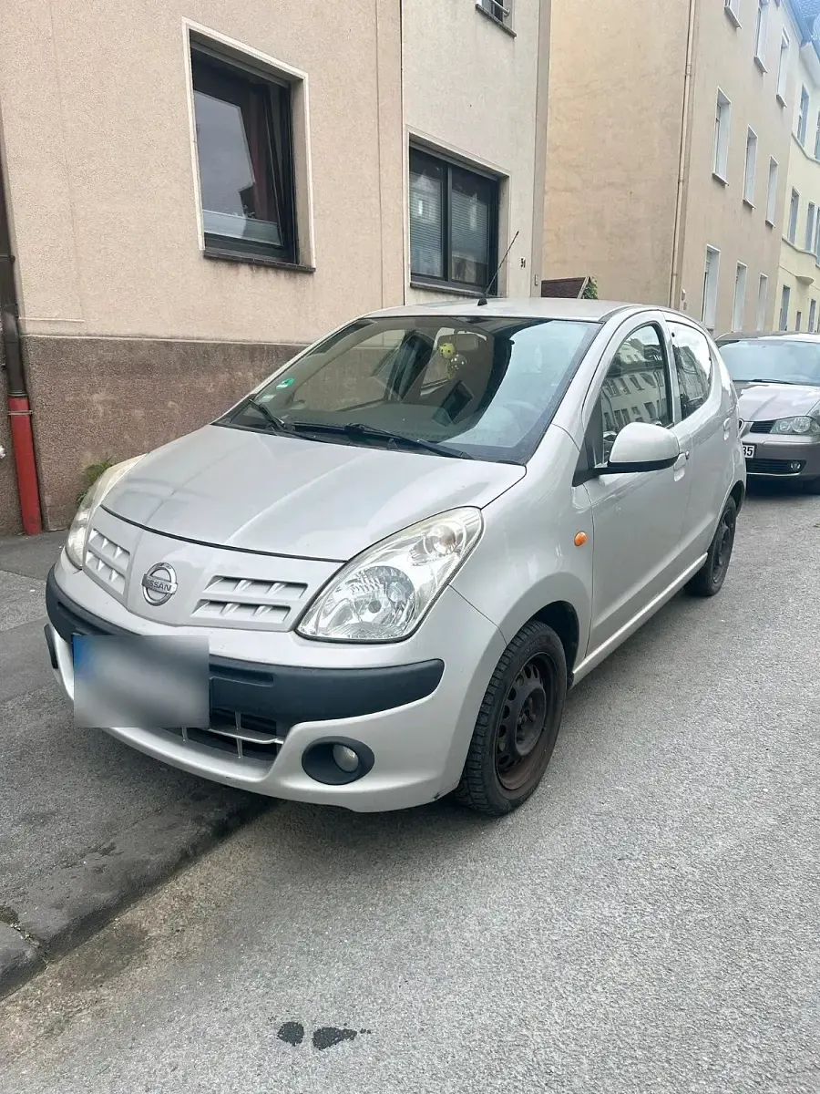 Gebraucht Nissan Pixo 68 PS (50 kW) 2009 Silber Kleinwagen