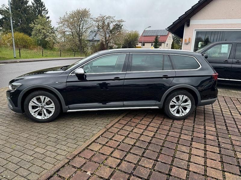 Gebraucht VW Passat Alltrack 200 PS (147 kW) 2023 Schwarz Kombi