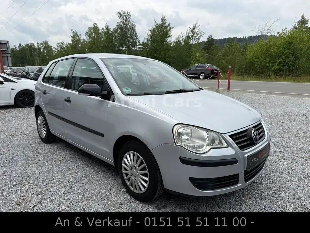 Gebraucht VW Polo Trendline 64 PS (47 kW) 2005 Silber Kleinwagen