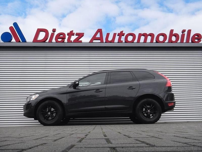 Schwarz Gebraucht 2011 Volvo XC60 Momentum SUV | 6.999 € (Superpreis) - Bild 1/4