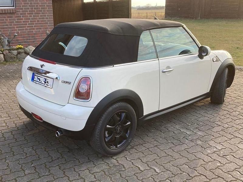 Gebraucht Mini Cooper 122 PS (89 kW) 2010 Weiß Kleinwagen