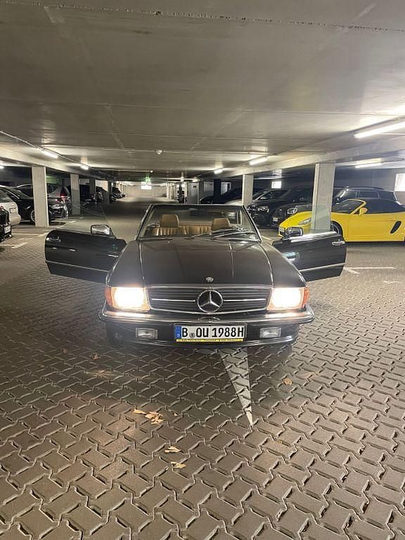 Gebraucht Mercedes 560 286 PS (210 kW) 1988 Schwarz Cabrio