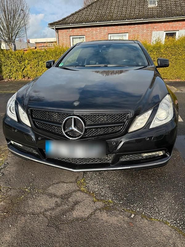 Gebraucht Mercedes 350 231 PS (169 kW) 2010 Schwarz Coupé