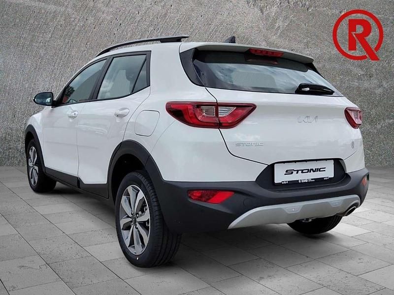 Neu Kia Stonic Vision 79 PS (58 kW) 2025 (ud) clear white s SUV
