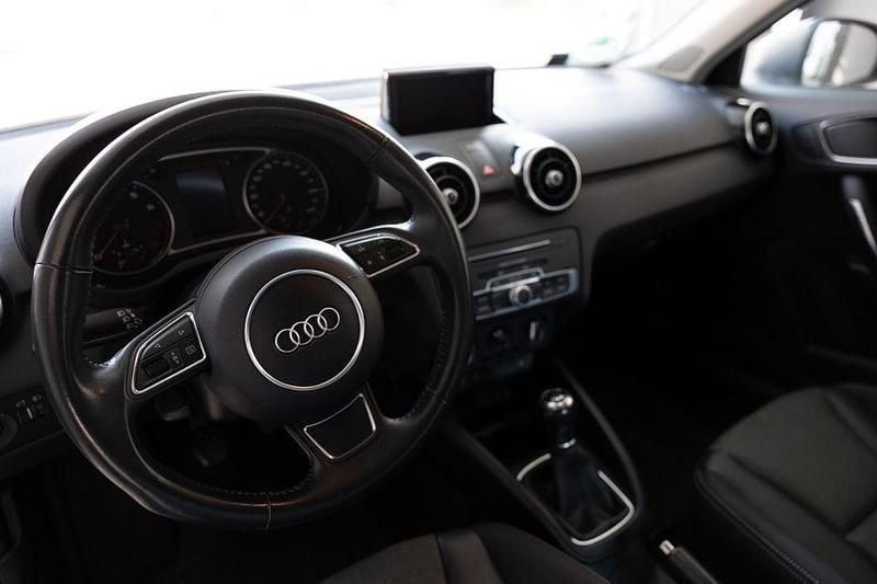 Gebraucht Audi A1 Sport 82 PS (60 kW) 2017 Weiß Kleinwagen