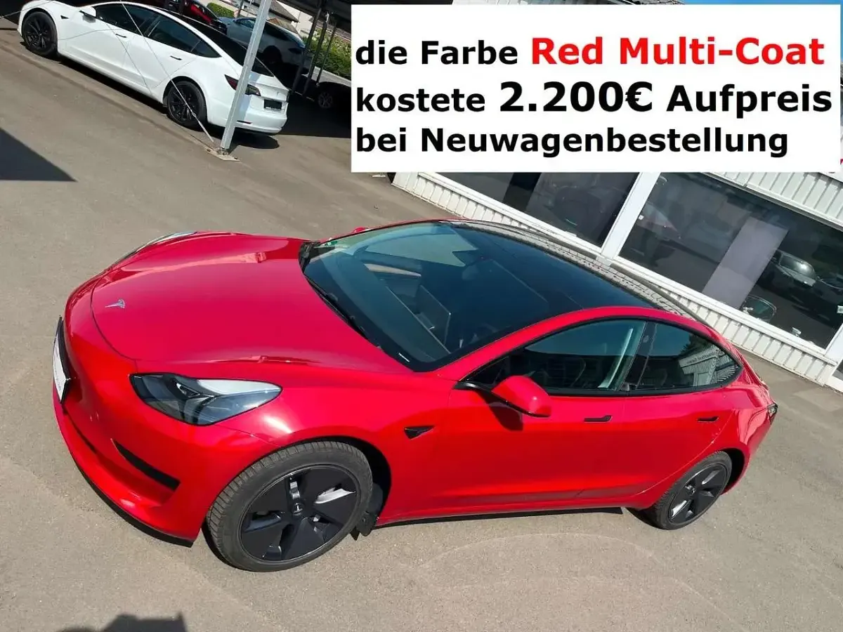 Gebraucht Tesla Model 3 208 kW (283 PS) 2022 Red multicoat metallic Limousine