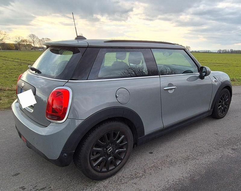Gebraucht Mini ONE Pepper 102 PS (75 kW) 2018 Grau Kleinwagen