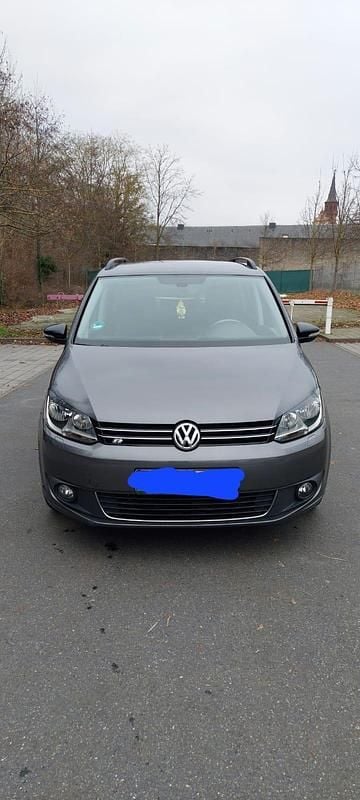 Silber Gebraucht 2012 VW Touran Van / Kleinbus | 7.000 € (Guter Preis) - Bild 1/4