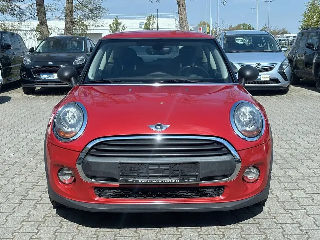 Gebraucht Mini ONE Salt 102 PS (75 kW) 2015 Blazing red ii Kleinwagen