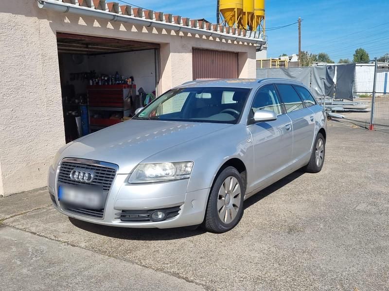 Silber Gebraucht 2006 Audi A6 Kombi | 1.850 € (Superpreis) - Bild 1/4
