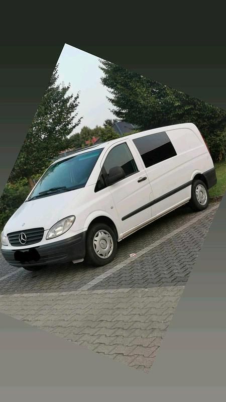 Weiß Gebraucht 2009 Mercedes Vito Van / Kleinbus | 3.600 € - Bild 1/4