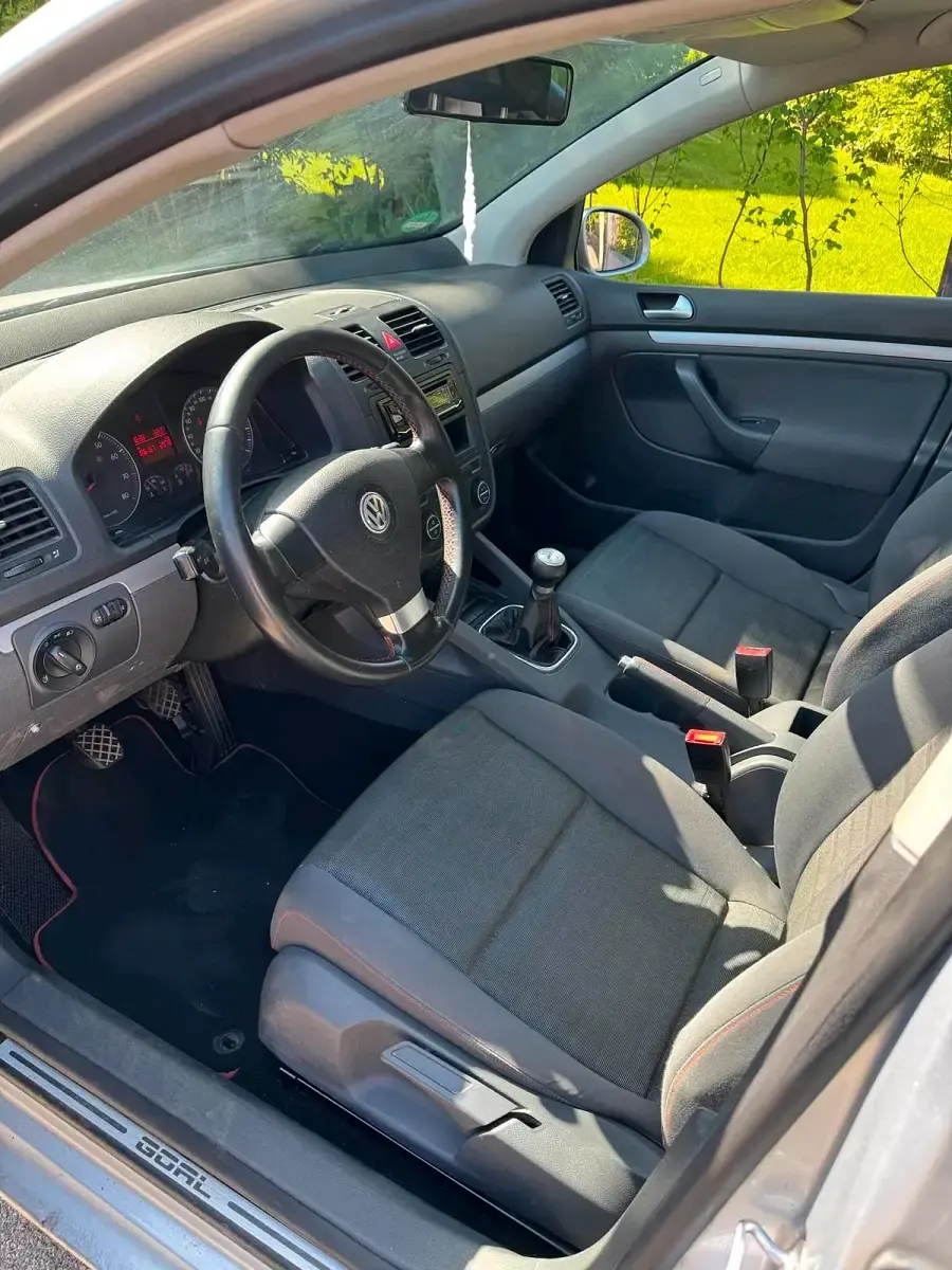 Gebraucht VW Golf V Edition 102 PS (75 kW) 2008 Silber Kleinwagen