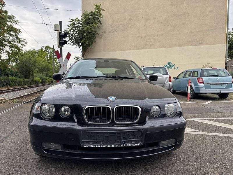 Schwarz Gebraucht 2004 BMW 316 Lifestyle Coupé | 3.000 € (Fairer Preis) - Bild 1/4