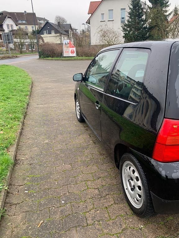 Gebraucht VW Lupo 61 PS (44 kW) 2002 Schwarz Kleinwagen