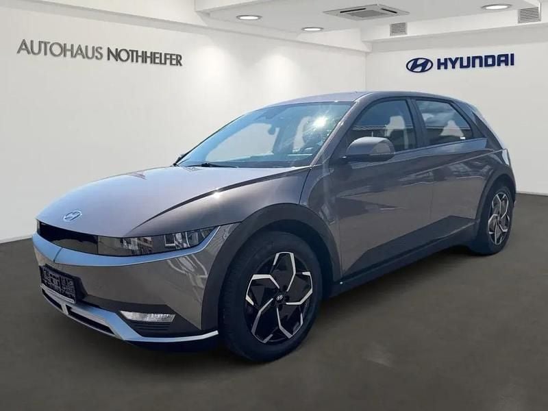 Mystic olive / mic Gebraucht 2022 Hyundai Ioniq Basis Kleinwagen | 22.990 € (Guter Preis) - Bild 1/1