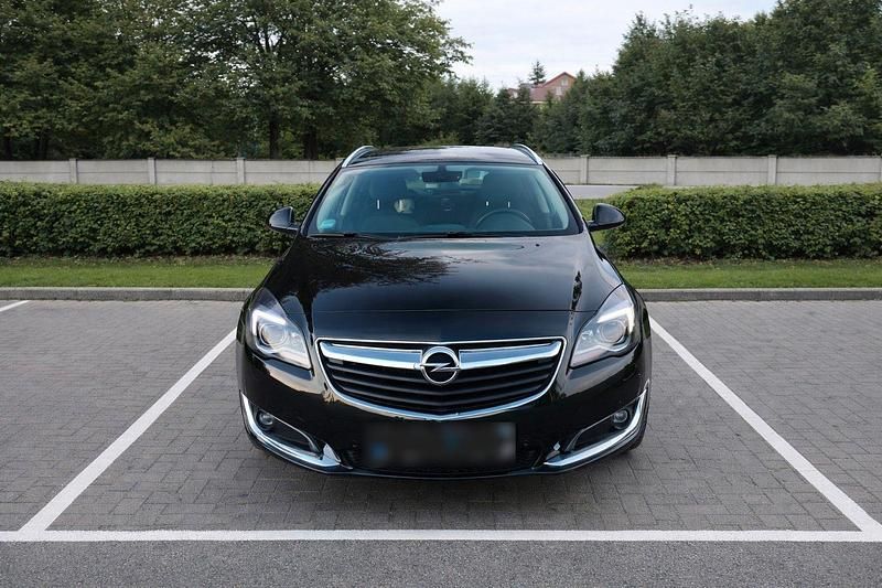 Gebraucht Opel Insignia 136 PS (100 kW) 2017 Schwarz Kombi