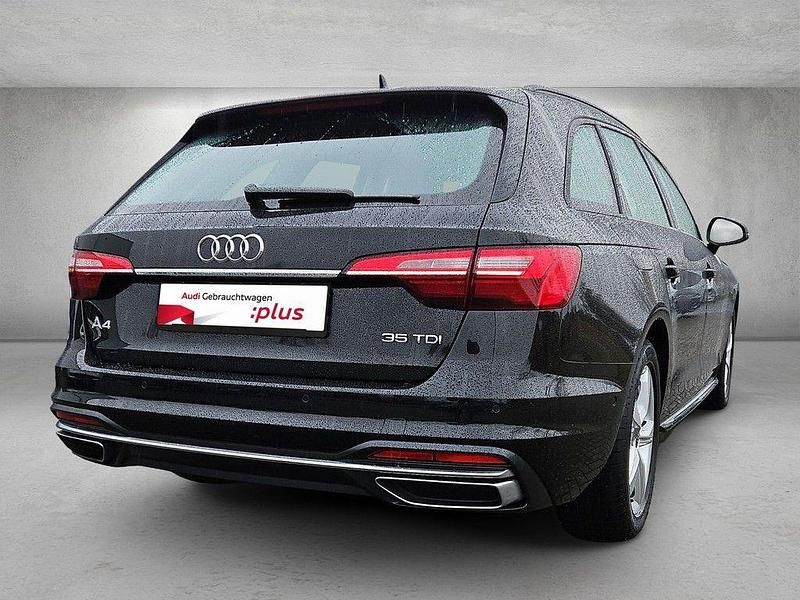 Gebraucht Audi A4 Advanced Plus 163 PS (119 kW) 2023 Schwarz Kombi