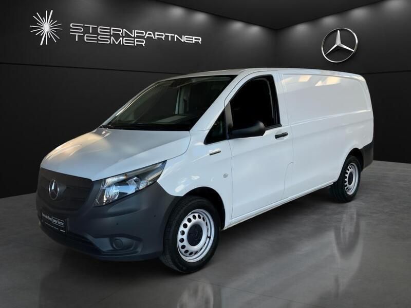 Arktikweiß Gebraucht 2021 Mercedes e-Vito Van / Kleinbus | 15.351 € (Superpreis) - Bild 1/3