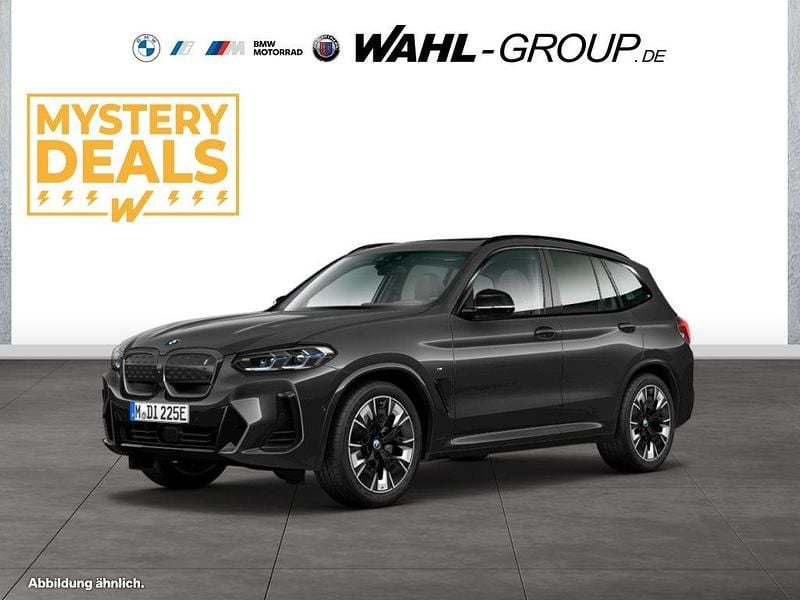 Grau Gebraucht 2022 BMW iX3 M Sport SUV | 39.890 € (Guter Preis) - Bild 1/4