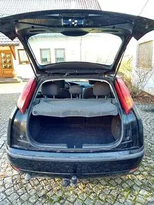 Używany Ford Focus 2002 Sedan/Limuzyna