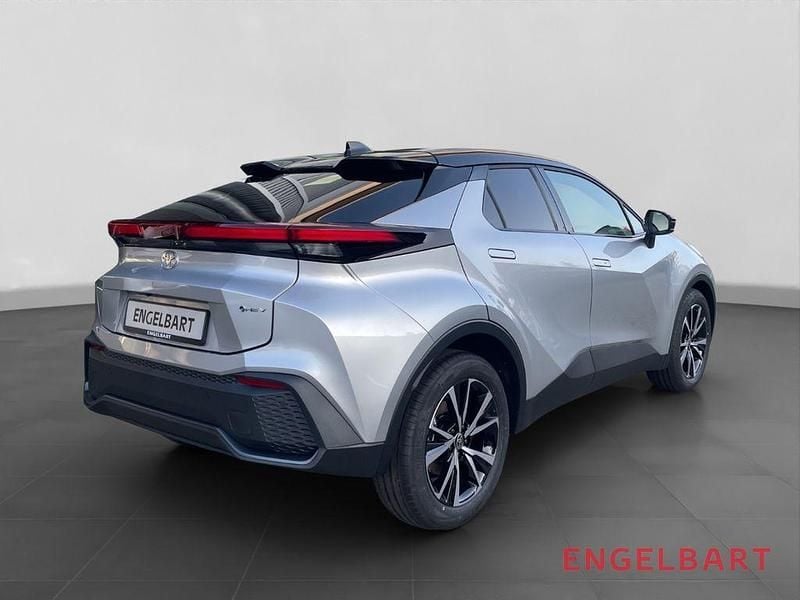 Neu Toyota C-HR 197 PS (144 kW) 2025 Schneeweiß / dach schwarz SUV