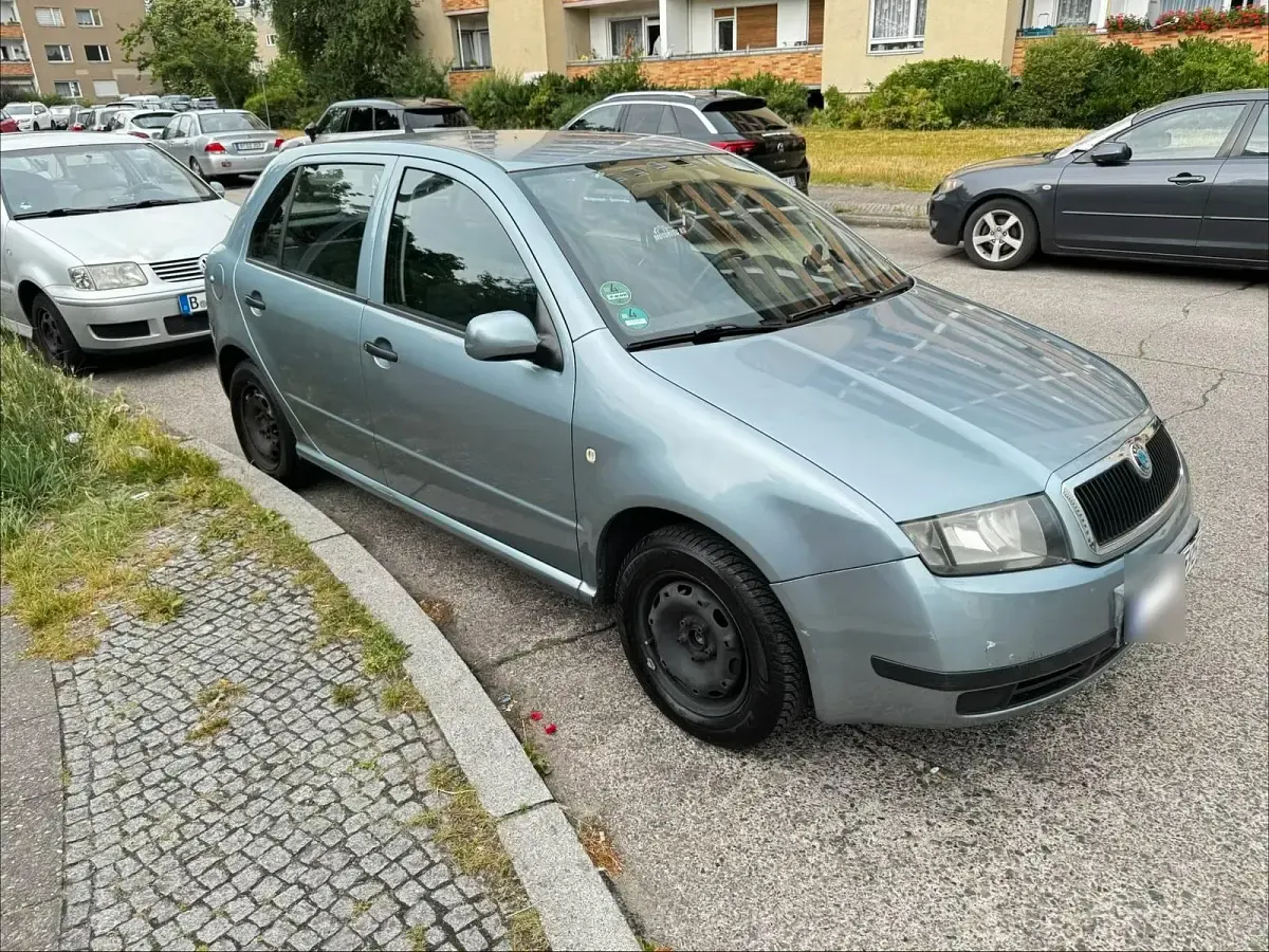 Gebraucht Skoda Fabia 54 PS (39 kW) 2003 Blau Kleinwagen