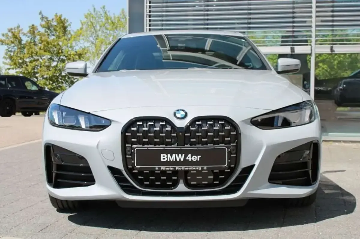 Neu BMW 430 Performance 258 PS (189 kW) 2026 M brooklyn grau metallic Coupé