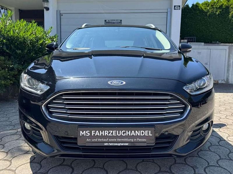 Schwarz Gebraucht 2017 Ford Mondeo Kombi | 9.990 € (Guter Preis) - Bild 1/4