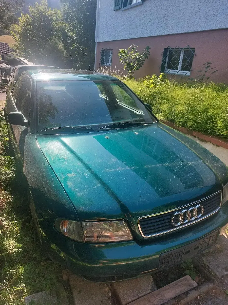Gebraucht Audi A4 125 PS (91 kW) 1997 Grün Limousine