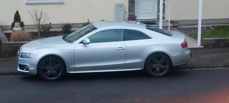 Gebraucht 2009 Audi A5 S-Line Coupé | 7.000 € (Superpreis) - Bild 1/4