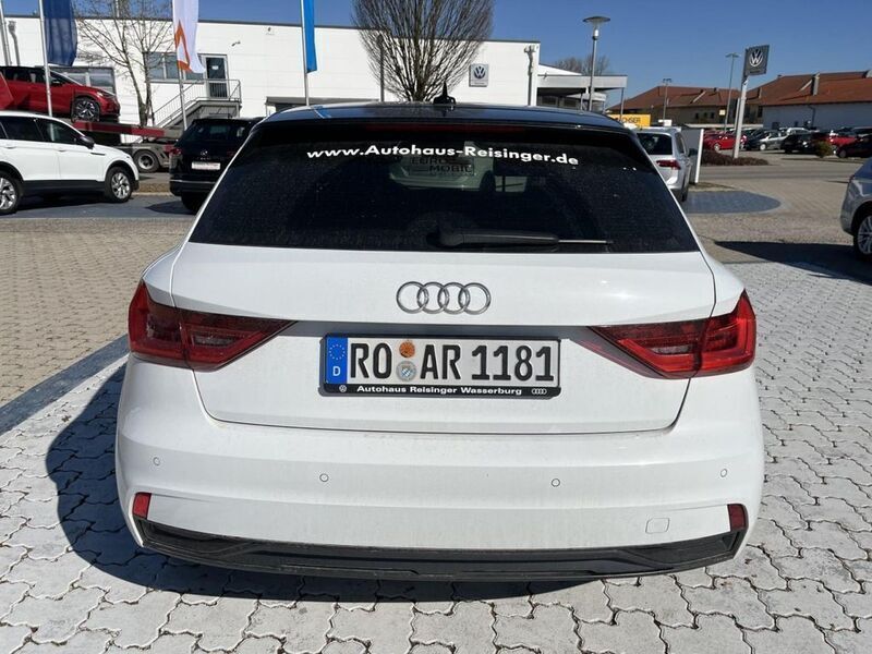 Gebraucht Audi A1 Sportback Advanced Plus 110 PS (80 kW) 2021 Gletscherweiß Kleinwagen