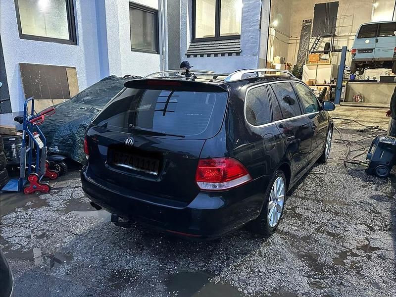 Gebraucht VW Golf VI Exclusive 160 PS (117 kW) 2010 Schwarz Kleinwagen