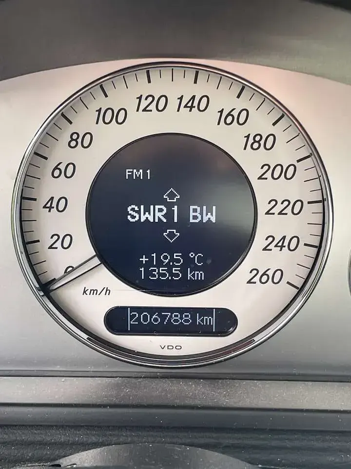 Gebraucht Mercedes E280 Avantgarde 231 PS (169 kW) 2009 Grau Kombi