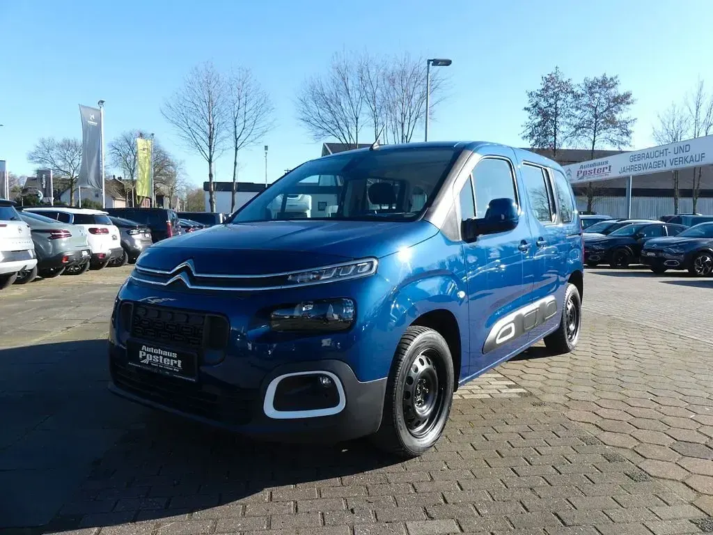 Gebraucht Citroën Berlingo Feel 102 PS (75 kW) 2021 Blau Van / Kleinbus