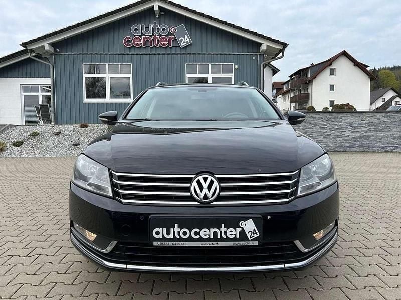 Second-hand VW Passat 140 CP (102 kW) 2014 Negru Break