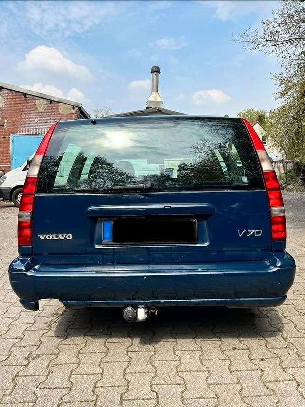 Occasion Volvo V70 144 ch (105 kW) 1998 Bleue Break