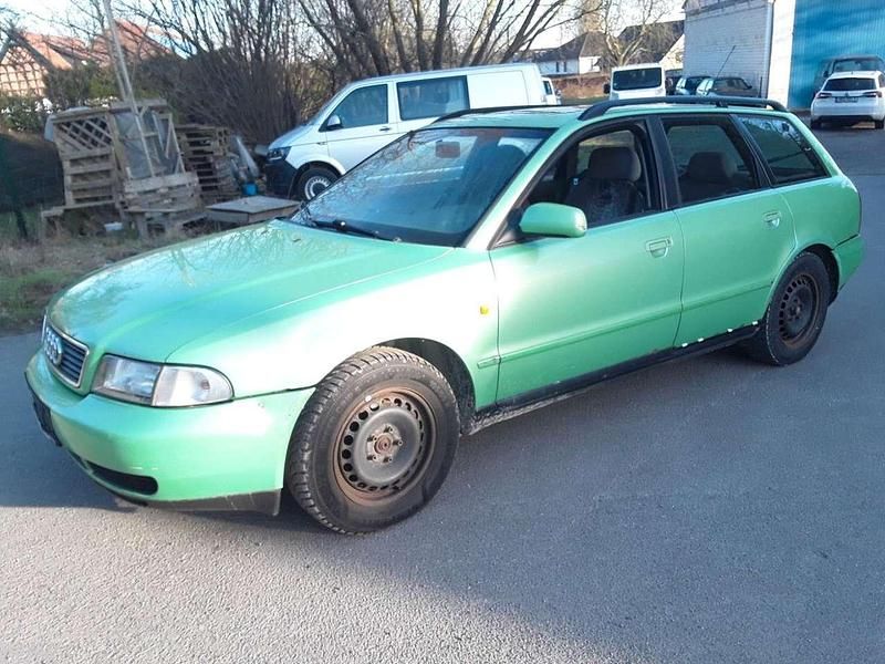Second-hand Audi A4 110 CP (80 kW) 1997 Verde Break