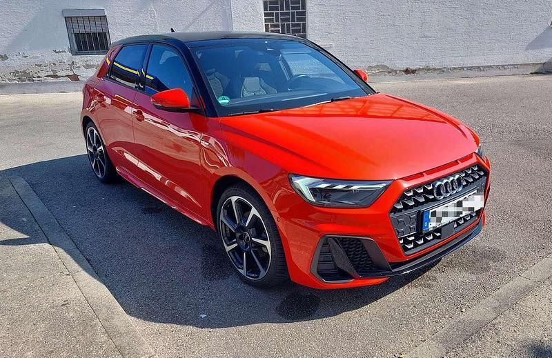 Rot Gebraucht 2021 Audi A1 Sportback S-Line Kleinwagen | 25.420 € (Fairer Preis) - Bild 1/4